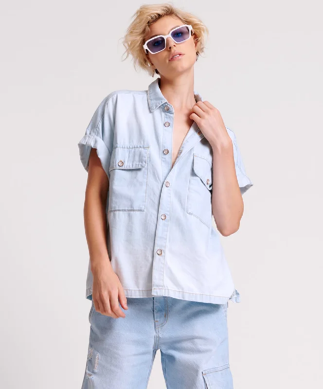 CLASSIC BLUE BOXY DENIM SHIRT