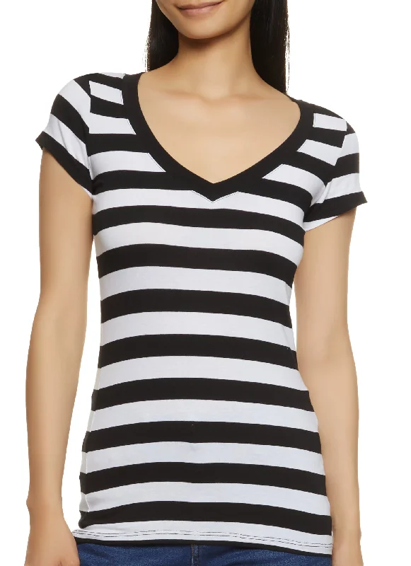 Striped Pattern V Neck T Shirt