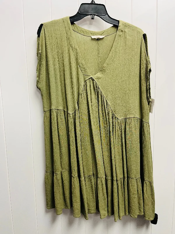 Tunic Short Sleeve By Chelsea And Violet In Green, Size: L