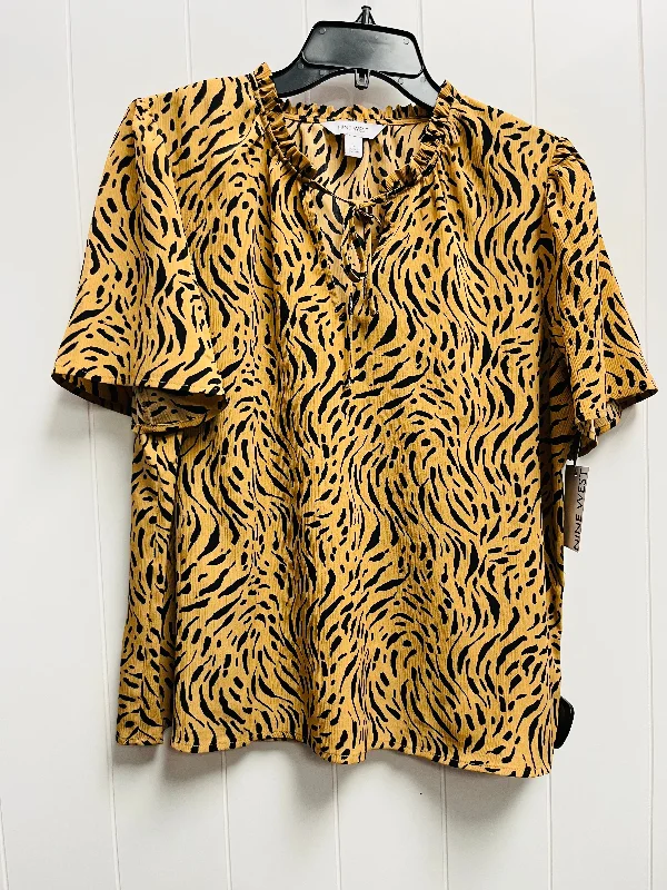 Top Short Sleeve By Nine West Apparel In Animal Print, Size: L