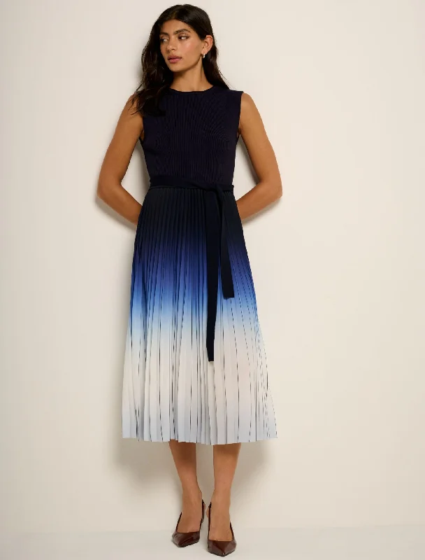 Seasonal Style Discounts Elara Ombre Pleat Midi Dress
